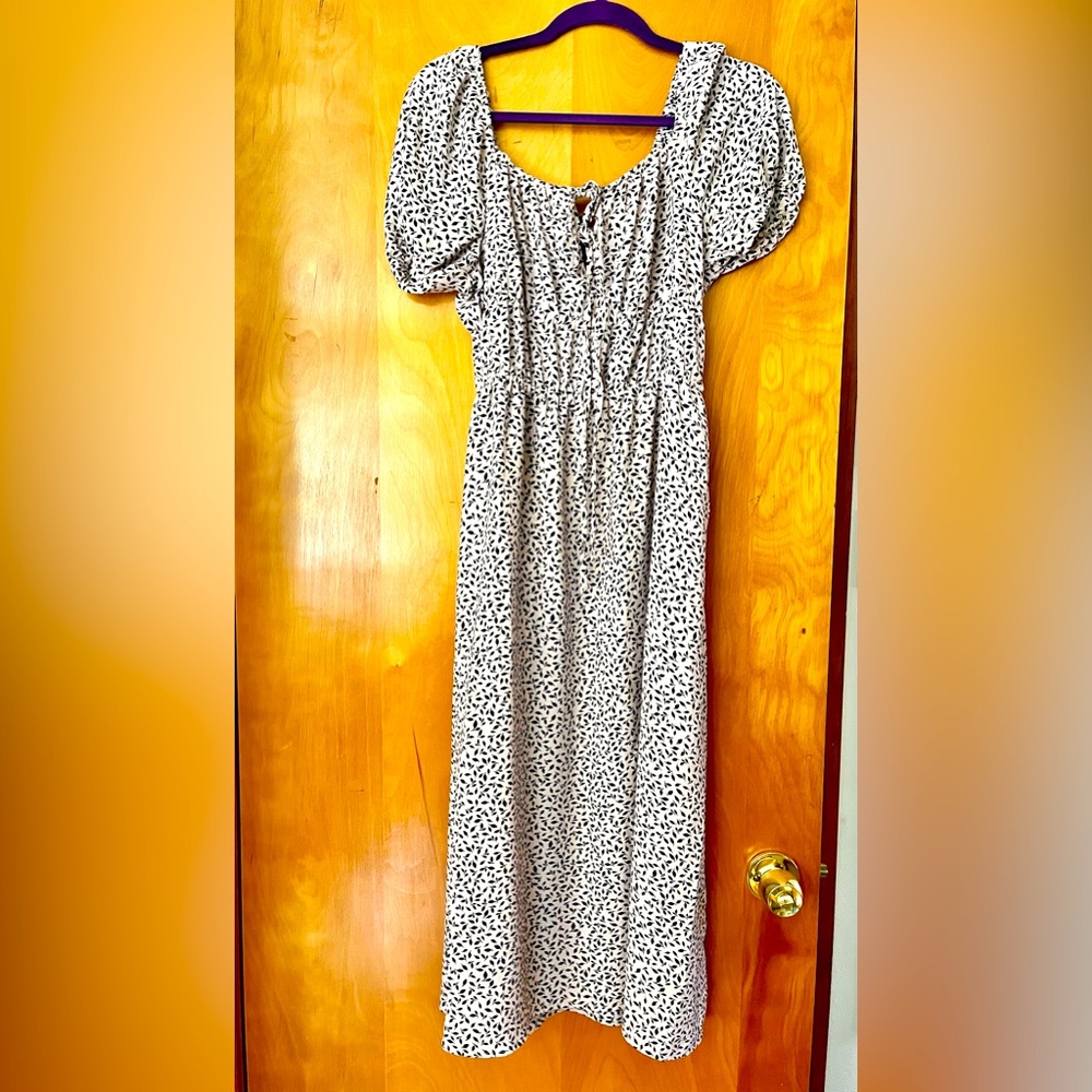 Floral print maxi dress size Small